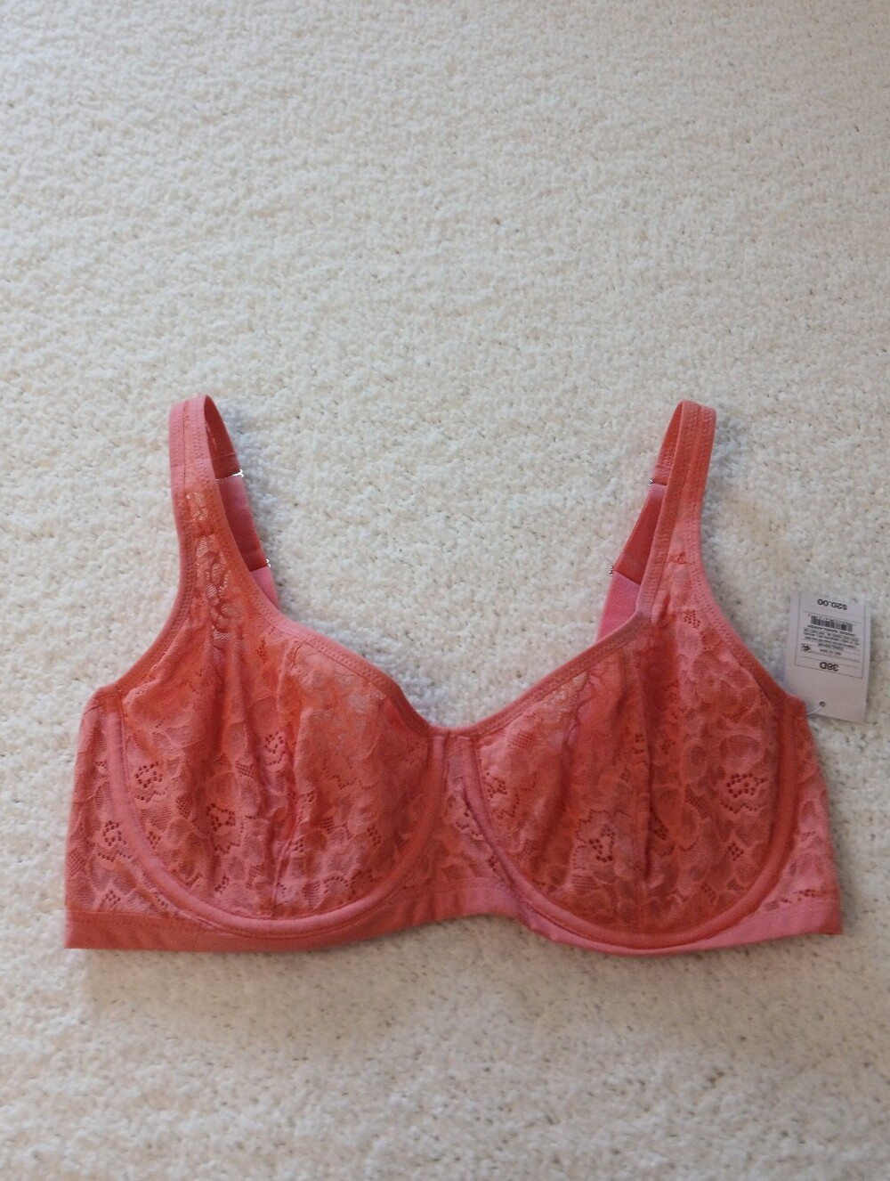 38D Coral Lace Underwire Bra with Adjustable Straps NWT